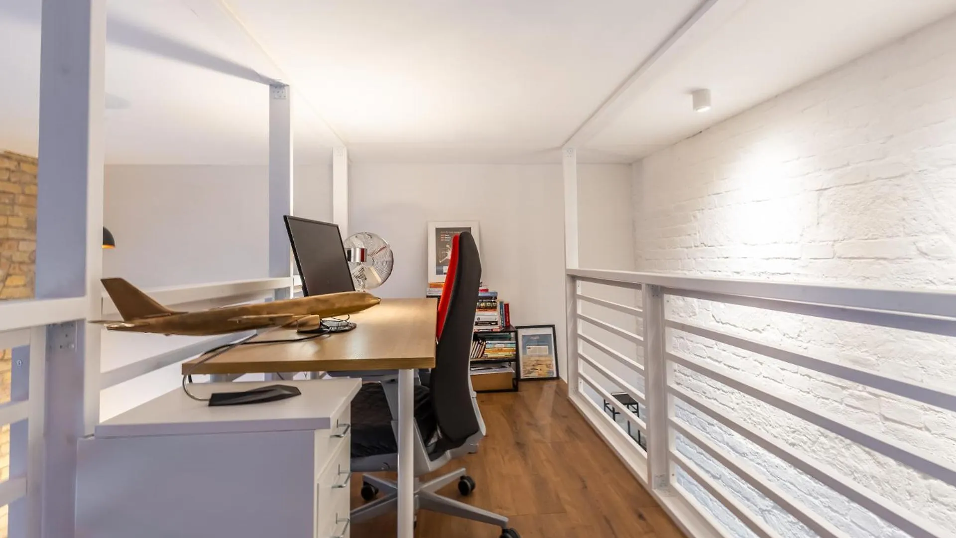 Aviator Loft - Downtown Opera Apartment Budapest