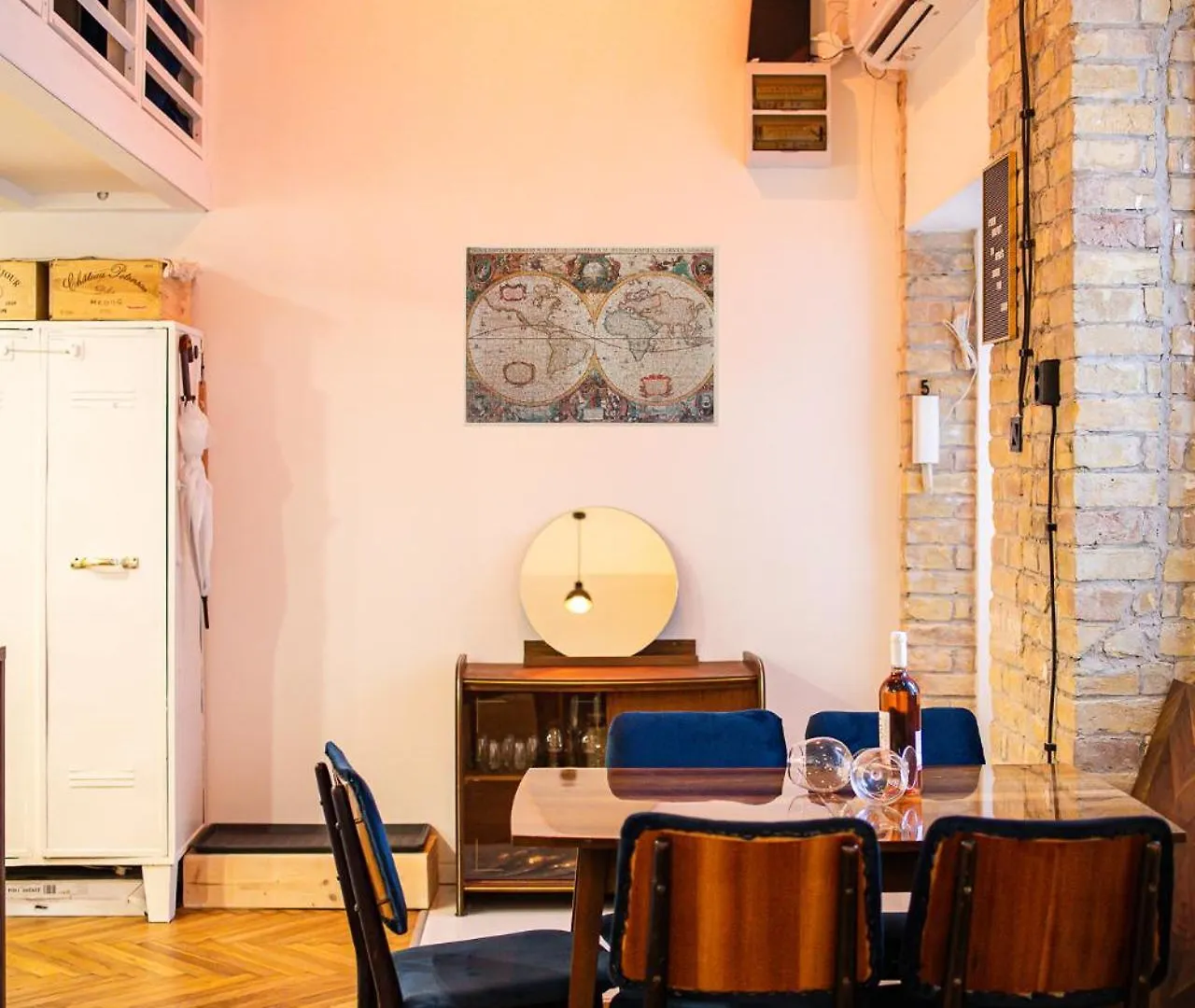 Aviator Loft - Downtown Opera Apartment Budapest Hungary