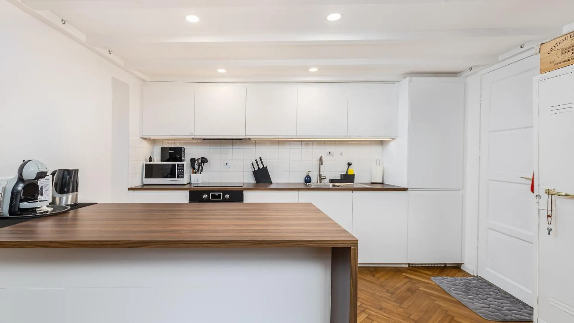 Aviator Loft - Downtown Opera Apartment Budapest Hungary